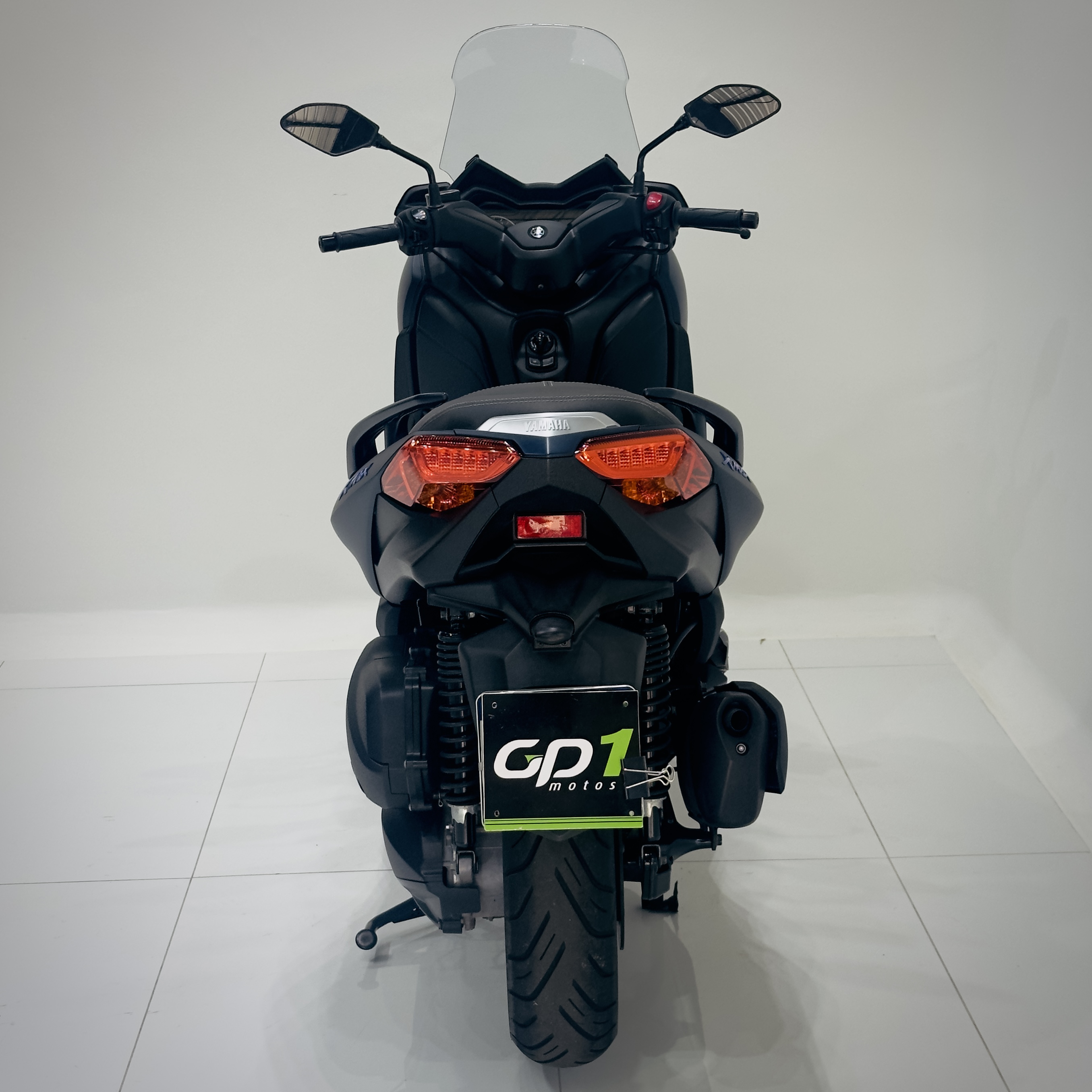 YAMAHA XMAX