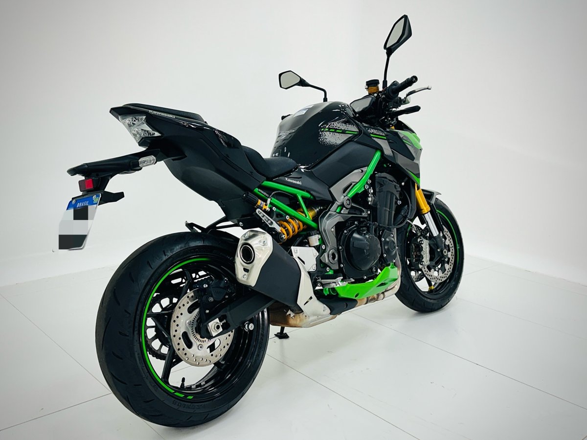 SEMINOVOS KAWASAKI Z900 R EDITION 2025