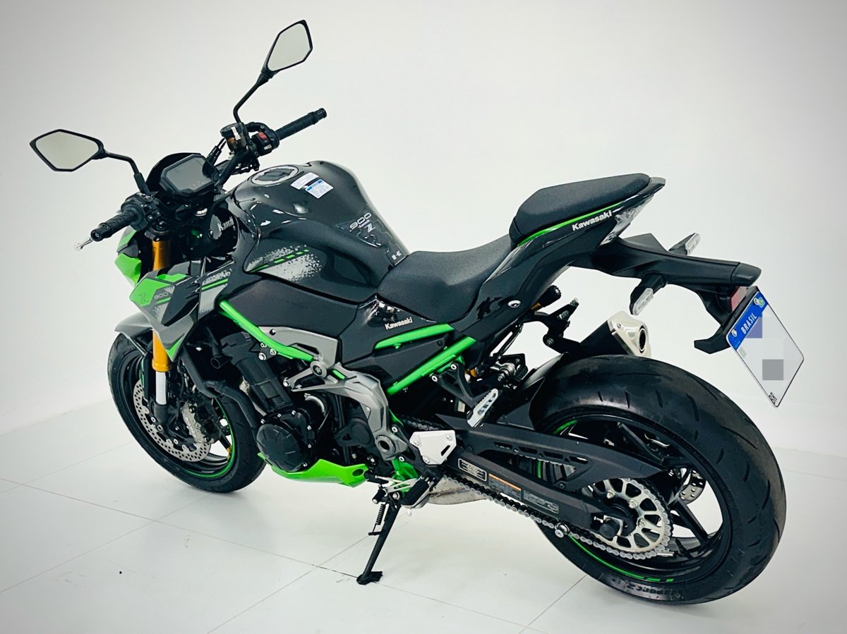 SEMINOVOS KAWASAKI Z900 R EDITION 2025
