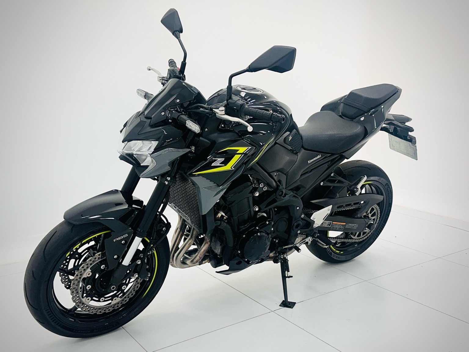 SEMINOVOS KAWASAKI Z900 2025