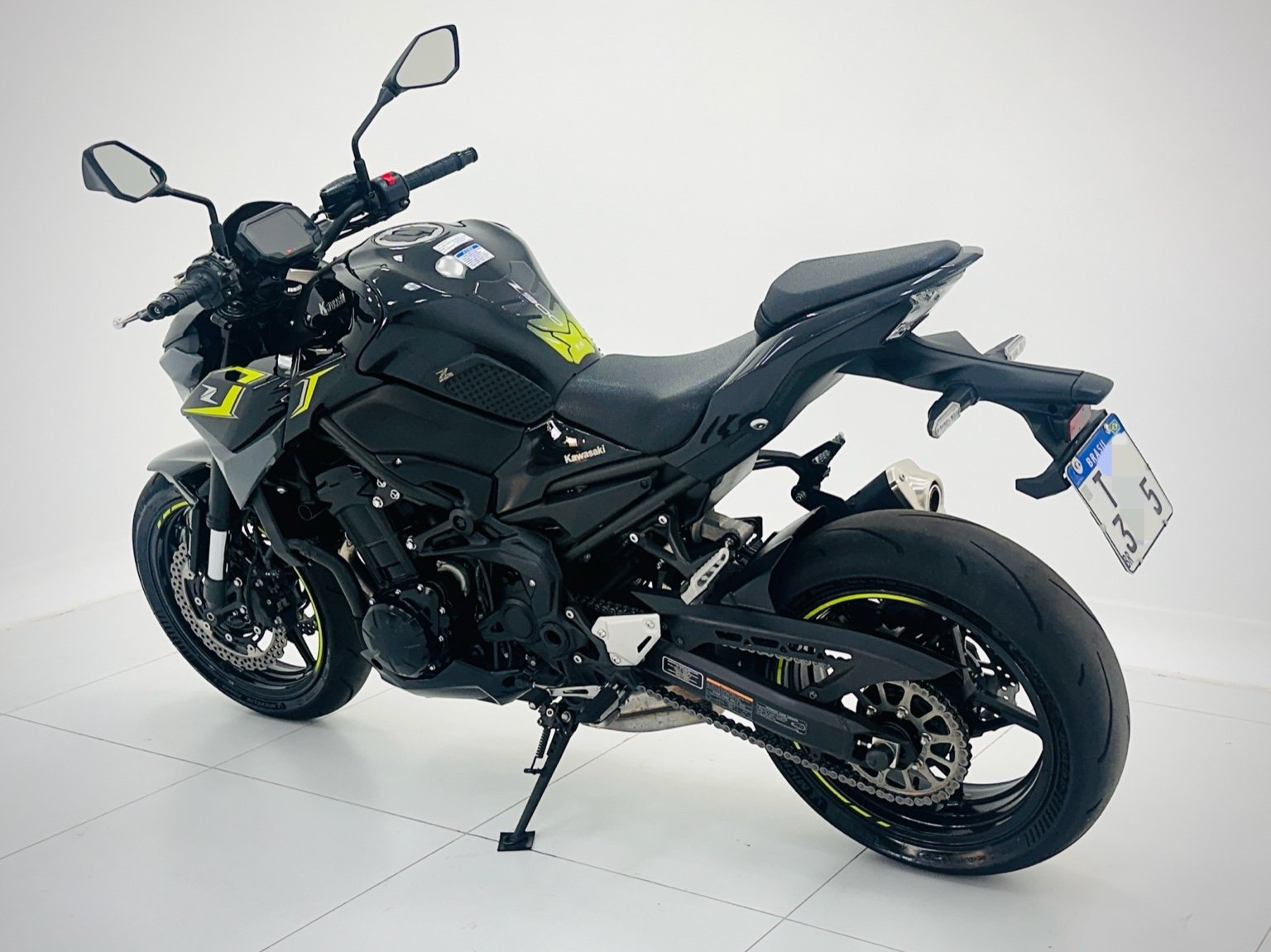 SEMINOVOS KAWASAKI Z900 2025