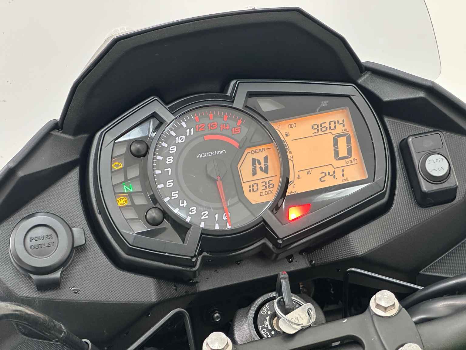 SEMINOVOS KAWASAKI VERSYS X 300 TR 2024